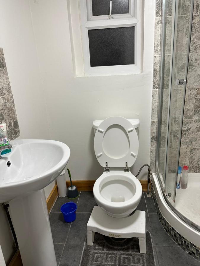 City Lodge Shadwell Лондон Экстерьер фото