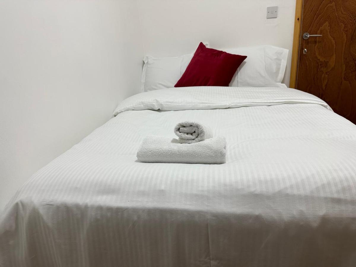 City Lodge Shadwell Лондон Экстерьер фото