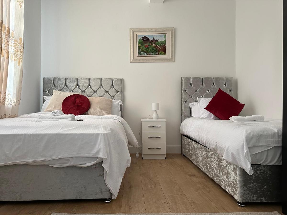 City Lodge Shadwell Лондон Экстерьер фото